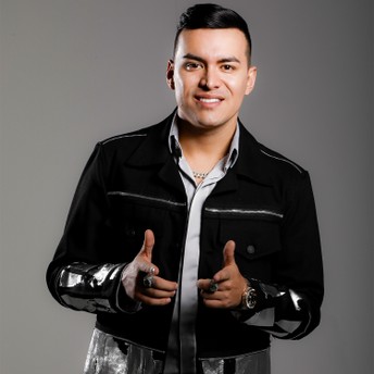 Colombian Star Dies in Plane Crash at 34